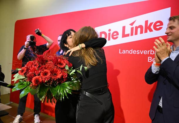 Die Linke Berlin Party Conference in Berlin BERLIN, GERMANY - SEPTEMBER 25: Party members take part in the extraordinary session of the 10th State Party Congress of the Die Linke (The Left Party) to assess the election results in Berlin on September 25, 2026. Mayor candidate Elif Eralp also took part in the conference. Volodymyr Sindieiev Anadolu Berlin Germany. Editorial use only. Please get in touch for any other usage.  Copyright: x2026xAnadoluxVolodymyrxSindieievx