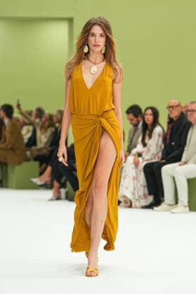 IPA88969608 - Milan, Milan Women™s Fashion Week Spring Summer 2027 - Women™s Fashion, Spring Summer 2027 - Luisa Spagnoli fashion show - runway in the photo: models  Copyright: xRiccardoxGIordanox xRiccardoxGiordano IPAx IPA88969608
