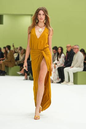 IPA88969611 - Milan, Milan Women™s Fashion Week Spring Summer 2027 - Women™s Fashion, Spring Summer 2027 - Luisa Spagnoli fashion show - runway in the photo: models  Copyright: xRiccardoxGIordanox xRiccardoxGiordano IPAx IPA88969611