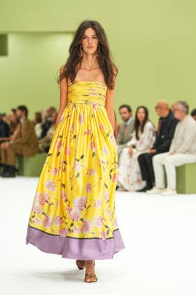 IPA88969661 - Milan, Milan Women™s Fashion Week Spring Summer 2027 - Women™s Fashion, Spring Summer 2027 - Luisa Spagnoli fashion show - runway Pictured: models  Copyright: xRiccardoxGIordanox xRiccardoxGiordano IPAx IPA88969661