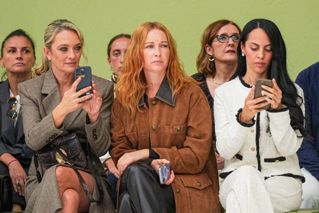 IPA88969714 - Milan, Milan Women™s Fashion Week Spring Summer 2027 - Women™s Fashion, Spring Summer 2027 - Luisa Spagnoli fashion show - runway Pictured: Carolina Crescentini, Cristiana Capotondi  Copyright: xRiccardoxGIordanox xRiccardoxGiordano IPAx IPA88969714