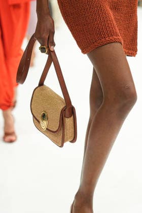 IPA88969874 - Milan, Milan Women™s Fashion Week Spring Summer 2027 - Women™s Fashion, Spring Summer 2027 - Luisa Spagnoli fashion show - runway in the photo: detail of a handbag  Copyright: xRiccardoxGIordanox xRiccardoxGiordano IPAx IPA88969874