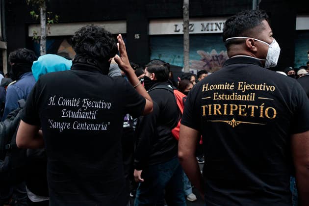 September 25, 2026, Mexico City, Cdmx, Mexico: In the framework of the commemoration of the 12th anniversary of the forced disappearance of the 43 Normalistas of the Rural Normal School Raul Isidro Burgos of Ayotzinapa, Guerrero, parents of students, family members and groups demonstrated outside the Supreme Court of Justice of the Nation (SCJN), which is located next to the National Palace, official residence of President Claudia Sheimbaum. This act of protest aims to demand the solution of the case of the students, stop covering up the army, the government agencies and at the same time demand punishment of all those related to organized crime directly or indirectly who participated in the crime that after twelve years has the young peop - ZUMAp204 20260925_zip_p204_021 Copyright: xJosuexPerezx