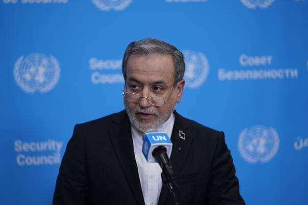 (260925) -- UNITED NATIONS, Sept. 25, 2026 -- Iranian Foreign Minister Seyed Abbas Araghchi speaks at a press encounter at the UN headquarters in New York, Sept. 25, 2026. Araghchi said Friday that his country has conveyed to the United States a plan under which the Strait of Hormuz can be reopened within seven days if necessary conditions are met. Iran has conveyed a concrete seven-day plan to the United States through Qatar, Araghchi told reporters. ) UN-GENERAL ASSEMBLY-IRAN-PRESS ENCOUNTER WuxXiaoling 