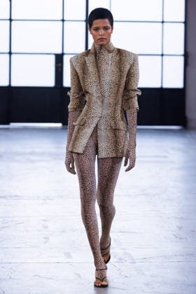 IPA88972533 - Milan, Milan Women™s Fashion Week Spring Summer 2027 - Women™s Fashion, Spring Summer 2027 - Elisabetta Franchi fashion show - fashion show - Pictured: model  Copyright: xCinziaxCamelax xx IPA88972533