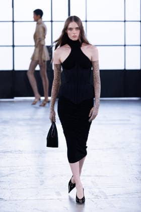 IPA88972536 - Milan, Milan Women™s Fashion Week Spring Summer 2027 - Women™s Fashion, Spring Summer 2027 - Elisabetta Franchi fashion show - fashion show - Pictured: model  Copyright: xCinziaxCamelax xx IPA88972536