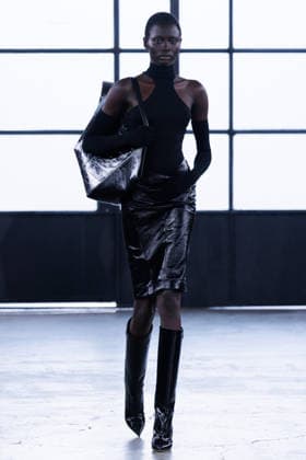 IPA88972546 - Milan, Milan Women™s Fashion Week Spring Summer 2027 - Women™s Fashion, Spring Summer 2027 - Elisabetta Franchi fashion show - fashion show - Pictured: model  Copyright: xCinziaxCamelax xx IPA88972546