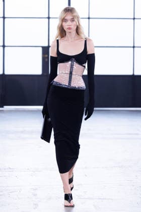 IPA88972611 - Milan, Milan Women™s Fashion Week Spring Summer 2027 - Women™s Fashion, Spring Summer 2027 - Elisabetta Franchi fashion show - fashion show - Pictured: model  Copyright: xCinziaxCamelax xx IPA88972611