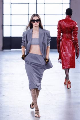 IPA88972749 - Milan, Milan Women™s Fashion Week Spring Summer 2027 - Women™s Fashion, Spring Summer 2027 - Elisabetta Franchi fashion show - fashion show - Pictured: model  Copyright: xCinziaxCamelax xx IPA88972749