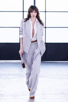 IPA88972780 - Milan, Milan Women™s Fashion Week Spring Summer 2027 - Women™s Fashion, Spring Summer 2027 - Elisabetta Franchi fashion show - fashion show - Pictured: model  Copyright: xCinziaxCamelax xx IPA88972780