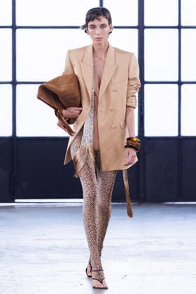 IPA88972863 - Milan, Milan Women™s Fashion Week Spring Summer 2027 - Women™s Fashion, Spring Summer 2027 - Elisabetta Franchi fashion show - fashion show - Pictured: model  Copyright: xCinziaxCamelax xx IPA88972863