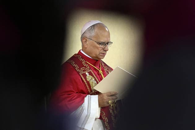 Pope Leo XIV At Prayer Vigil With Young People At The Stade De France - Paris Pope Leo XIV presides at a Prayer Vigil with 80 000 Young People at the Stade de France in Paris, France on September 25, 2026 on the first day of his four-day Apostolic Journey to France. Photo by (EV) Simone Risoluti Vatican Media ABACAPRESS.COM Paris France  Copyright: xABACAx