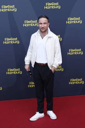 Frederick Lau at the premiere of *Nachtschicht: Sterben verboten* on ZDF on September 25, 2026, at Cinemaxx as part of the 34th Film Festival in Hamburg. Frederick Lau attends the premiere of *Nachtschicht: Sterben verboten* on September 25, 2026 during the 34th Film Festival in Hamburg, Germany. Nachtschicht film premiere at the 34th Film Festival in Hamburg