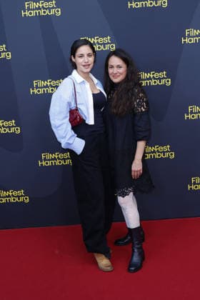 Almila Bagriacik and Idil Uener attend the premiere of *Nachtschicht: Sterben verboten* on September 25, 2026, during the 34th Film Festival in Hamburg, Germany. *Nachtschicht* premiere during the 34th Film Festival in Hamburg, Germany