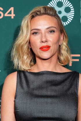 September 25, 2026, New York, Ny, USA: SCARLETT JOHANSSON attends the Paper Tiger Premiere at the 64th Annual New York Film Festival at Film at Lincoln Center, .Alice Tully Hall, NYC.September 25, 2026. . Paper Tiger Premiere at the 64th Annual New York Film Festival at Film at Lincoln Center, .Alice Tully Hall, NYC.September 25, 2026. . Paper Tiger Premiere at NYFF64, .Alice Tully Hall, NYC.September 25, 2026. New York USA - ZUMAms4_ 20260925_faf_ms4_026 Copyright: xSoniaxMoskowitzxGordonx