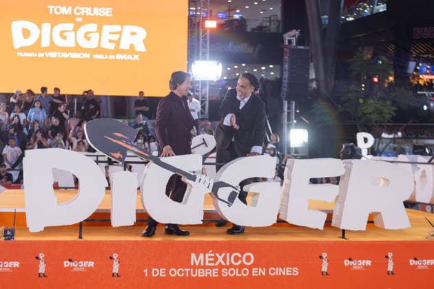 September 25, 2026, Mexico City, Mexico: US actor TOM CRUISE and Mexican filmmaker ALEJANDRO GONZALEZ INARRITU present Digger in Mexico City during an event with media and fans at Parque Toreo. The film, starring CRUISE and directed by INARRITU, marks their first collaboration and brought the cast together with press and audiences. Mexico City Mexico - ZUMAl178 20260925_znp_l178_088 Copyright: xCristianxLeyvax