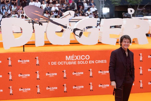 September 25, 2026, Mexico City, Mexico: US actor TOM CRUISE and Mexican filmmaker ALEJANDRO GONZALEZ INARRITU present Digger in Mexico City during an event with media and fans at Parque Toreo. The film, starring CRUISE and directed by INARRITU, marks their first collaboration and brought the cast together with press and audiences. Mexico City Mexico - ZUMAl178 20260925_znp_l178_016 Copyright: xCristianxLeyvax