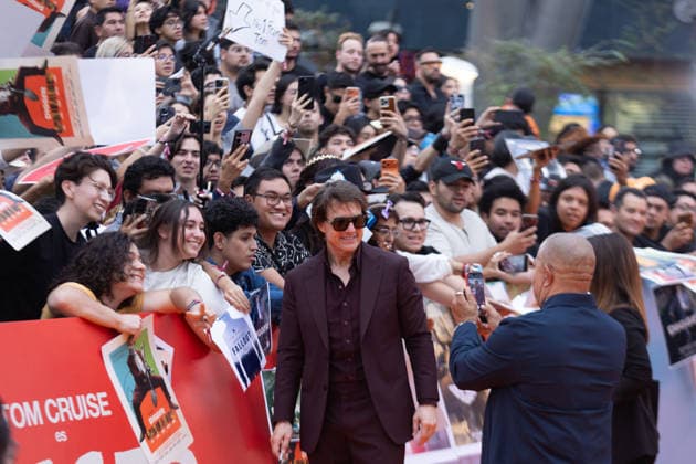 September 25, 2026, Mexico City, Mexico: US actor TOM CRUISE and Mexican filmmaker ALEJANDRO GONZALEZ INARRITU present Digger in Mexico City during an event with media and fans at Parque Toreo. The film, starring CRUISE and directed by INARRITU, marks their first collaboration and brought the cast together with press and audiences. Mexico City Mexico - ZUMAl178 20260925_znp_l178_020 Copyright: xCristianxLeyvax