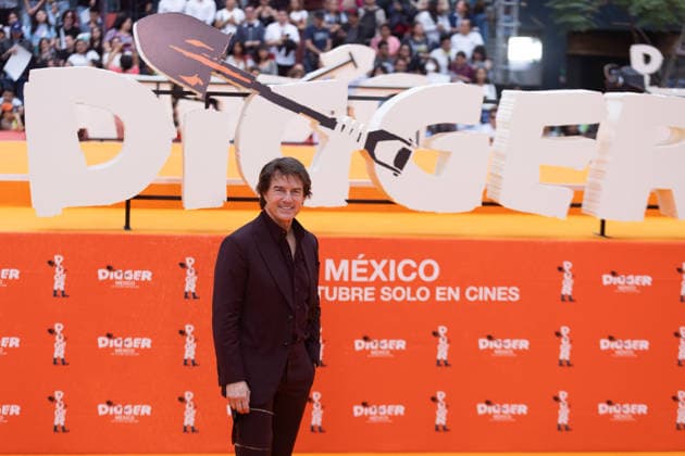 September 25, 2026, Mexico City, Mexico: US actor TOM CRUISE and Mexican filmmaker ALEJANDRO GONZALEZ INARRITU present Digger in Mexico City during an event with media and fans at Parque Toreo. The film, starring CRUISE and directed by INARRITU, marks their first collaboration and brought the cast together with press and audiences. Mexico City Mexico - ZUMAl178 20260925_znp_l178_011 Copyright: xCristianxLeyvax