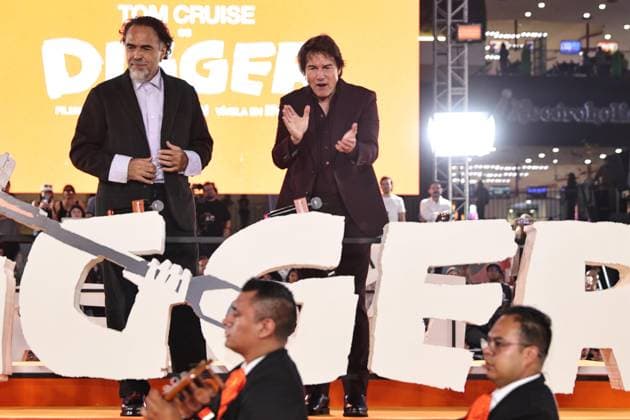 September 25, 2026, Ciudad De Mexico, Ciudad De Mexico, Mexico: TO - 45249 - Mexico City - 09 25 2026 - El actor Tom Cruise and the director, Alejandro Gonzalez Inarritu, during the red carpet of the movie - Digger -, at Parque Plaza Toreo, in Mexico City. Clasos photo Ciudad De Mexico Mexico - ZUMAcs4_ 20260925_faa_cs4_118 Copyright: xAlfonsoxManzanox