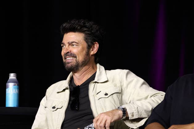 September 25, 2026, Salt Lake City, Utah, USA: Actor KARL URBAN speaks at the 2026 FanX Salt Lake City at the Salt Palace Convention Center. Salt Lake City USA  - ZUMAg247 20260925_znp_g247_022 Copyright: xGagexSkidmorex