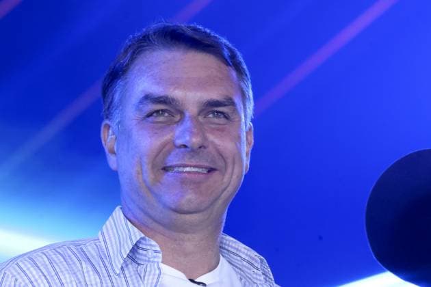 RECORD DATE NOT STATED Flavio Bolsonaro and Tarcisio de Freitas participate in the Jaguariuna rodeo in Sao Paulo. Jaguariuna (SP), 09 25 2026 2026 elections rodeo Presidential candidate Flavio Bolsonaro (PL) and the governor of Sao Paulo, Tarcisio de Freitas (Republicanos), participate in the Jaguariuna Rodeo Festival, this Friday (25), in Jaguariuna, in the interior of Sao Paulo. They are accompanied by the candidates for the Senate for Sao Paulo Andre do Prado (PL) and Guilherme Derrite (PP).(Foto: Leco Viana Thenews2 imago images) Flavio Bolsonaro and Tarcisio de Freitas participate in the Jaguariuna rodeo in Sao Paulo.  Copyright: xLecoxVianax