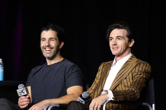 September 25, 2026, Salt Lake City, Utah, USA: Actors JOSH PECK and DRAKE BELL speak at the 2026 FanX Salt Lake City at the Salt Palace Convention Center. Salt Lake City USA  - ZUMAg247 20260925_znp_g247_027 Copyright: xGagexSkidmorex