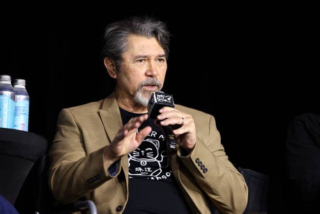 September 25, 2026, Salt Lake City, Utah, USA: Actor LOU DIAMOND PHILLIPS speaks at the 2026 FanX Salt Lake City at the Salt Palace Convention Center. Salt Lake City USA  - ZUMAg247 20260925_znp_g247_088 Copyright: xGagexSkidmorex