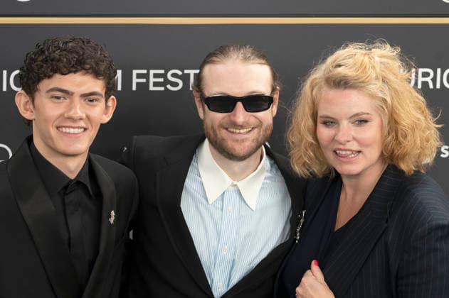 Joe Locke, Rhys Marc Jones, and Reta Guetg at the premiere of the film *Black Church Bay* at the 22nd Zurich Film Festival at Corso Zürich, September 25, 2026 Foto:xA.xRaemyx xFuturexImagex black_6910