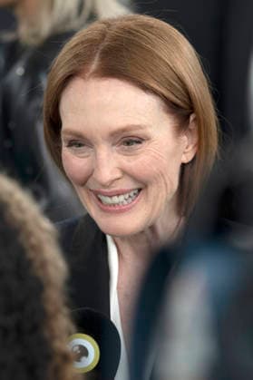 Julianne Moore at the premiere of the film *The Debut* at the 22nd Zurich Film Festival at the Kongresshaus in Zurich, September 25, 2026 Foto:xA.xRaemyx xFuturexImagex debut_6313