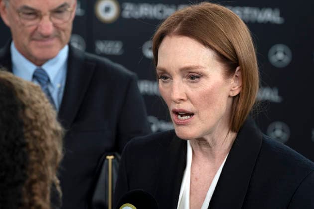 Julianne Moore at the premiere of the film *The Debut* at the 22nd Zurich Film Festival at the Kongresshaus in Zurich, September 25, 2026 Foto:xA.xRaemyx xFuturexImagex debut_6316