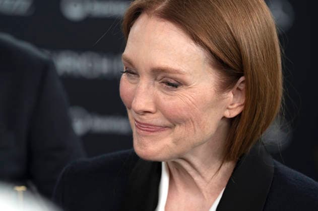 Julianne Moore at the premiere of the film *The Debut* at the 22nd Zurich Film Festival at the Kongresshaus in Zurich, September 25, 2026 Foto:xA.xRaemyx xFuturexImagex debut_6318