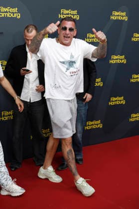 Gzuz at the premiere of the ARD series *Friesenjunkies* at the 34th Hamburg Film Festival 2026 at Cinemaxx Dammtor in Hamburg, September 25, 2026 Foto:xC.xTamckex xFuturexImagex friesenjunkies_6936