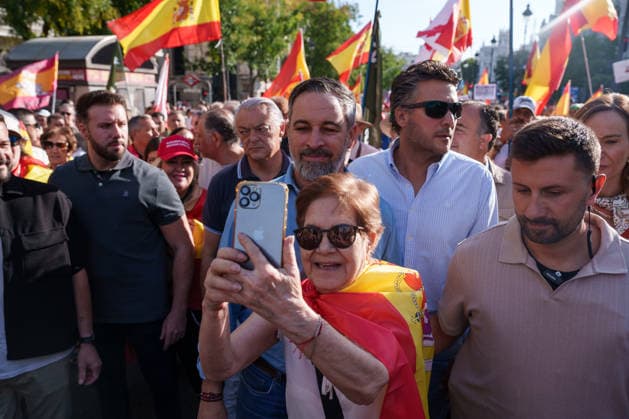 March in Madrid to Support Ceuta and Melilla and Demand Elections Vox President Santiago Abascal, during a demonstration to express support for Ceuta and demand general elections, on September 26, 2026, in Madrid, Spain. The rally was organized by Sociedad Civil Espanola (SCE), which brings together more than 150 civil society organizations, under the slogan For the Dignity of Spain: II March for Dignity—Elections Now! In Defense of Spain! With Ceuta and Melilla ’ SEPTEMBER 26, 2026 RALLY Madrid, Madrid, Spain Copyright: xMatiasxChiofalox 7801347