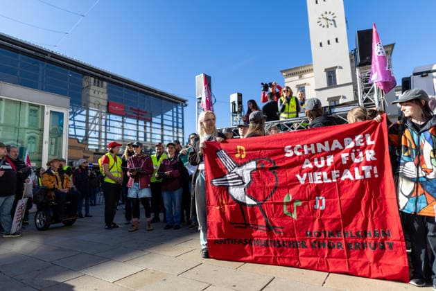 Protest Against Social Welfare Cuts in Erfurt, September 26, 2026 In Erfurt, Thuringia, several thousand people protested against the government’s plans to dismantle the welfare state. Among them were workers from the nursing, healthcare, and social services sectors. 26092026_ppb-14