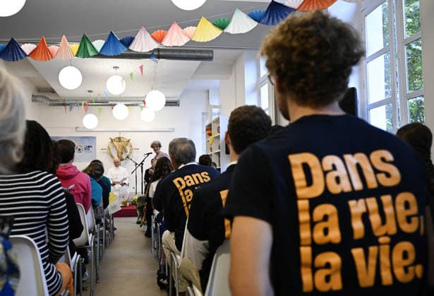 Pope Leo XIV Visits The ‘Maison Bakhita’ Social Integration Centre in Paris Pope Leo XIV visits the ‘Maison Bakhita’ in Paris, France on September 26, 2026, which offers support and social integration services to migrants and refugees, on the second day of his four-day Apostolic Journey to France. The centre’s patron saint, St. Josephine Bakhita (1869-1947), was a former slave who became a religious sister in Italy. Photo by (EV) Matteo Pernaselci Vatican Media ABACAPRESS.COM Paris France  Copyright: xABACAx