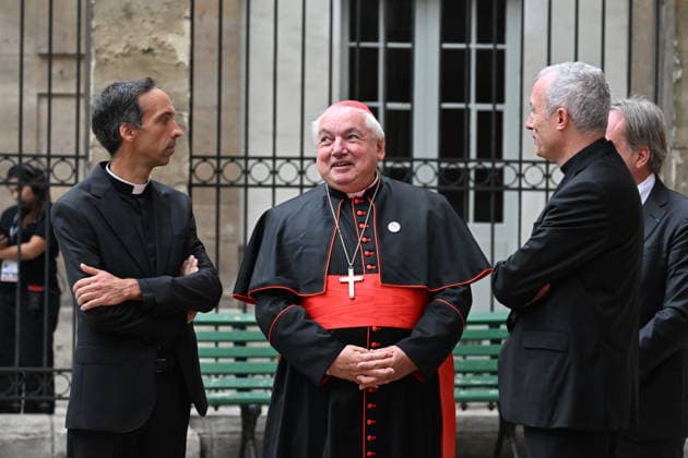 POPE LEO XIV MEETS SYNODAL ASSEMBLY, CATECHUMENS AND NEOPHYTES IN PARIS France, Paris, Vatican, 2026 9 26 Pope Leo XIV meets with members of the Provincial Synodal Assembly, Catechumens and Neophytes at the Catholic Institute of Paris during his apostolic journey to France. EDITORIAL USE ONLY - NO BOOKS Copyright: xALESSIAxGIULIANI xCatholicxPressxPhotox