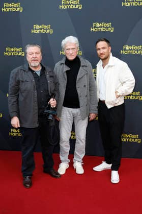 Armin Rohde, Jürgen Prochnow, and Frederick Lau at the premiere of the ZDF film *Nachtschicht: Sterben verboten* at the 34th Filmfest Hamburg 2026 at Cinemaxx Dammtor in Hamburg, September 25, 2026 Foto:xC.xTamckex xFuturexImagex nachtschicht_6936