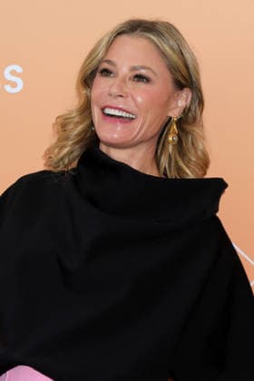 September 25, 2026, Los Angeles, Ca, USA: LOS ANGELES - SEP 25: Julie Bowen at the 2026 Step Up Inspiration Awards at the Skirball Cultural Center on September 25, 2026 in Los Angeles, CA Los Angeles USA  - ZUMAnc22 20260925_zaa_nc22_028 Copyright: xKathyxHutchinsx