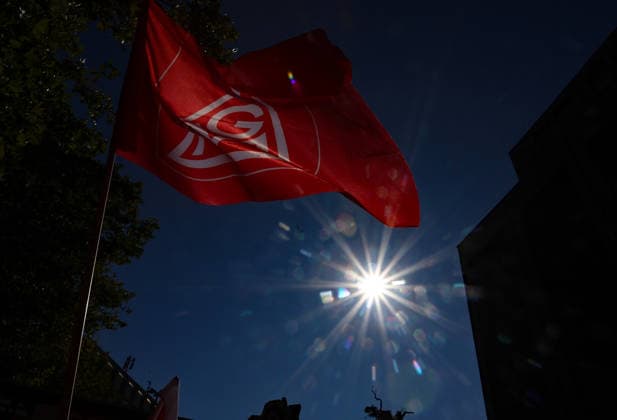 Politics, Demonstration against the labor reform in Germany Demonstration against the labor reform in Nuremberg , Bayern , Germany . September 26th, 2026 Photo by Davide Elias Copyright: xDavidexEliasx