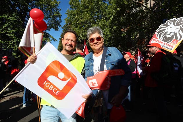 Politics, Demonstration against the labor reform in Germany Demonstration against the labor reform in Nuremberg , Bayern , Germany . September 26th, 2026 Photo by Davide Elias Copyright: xDavidexEliasx