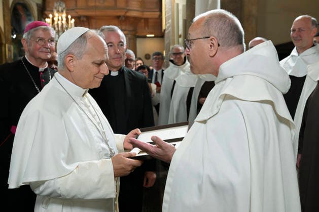 POPE LEO XIV MEETS SYNODAL ASSEMBLY, CATECHUMENS AND NEOPHYTES IN PARIS France, Paris, Vatican, 2026 9 26 Pope Leo XIV meets with members of the Provincial Synodal Assembly, Catechumens and Neophytes at the Catholic Institute of Paris during his apostolic journey to France. EDITORIAL USE ONLY - NO BOOKS Copyright: xVATICANxMEDIA xCatholicxPressxPhotox