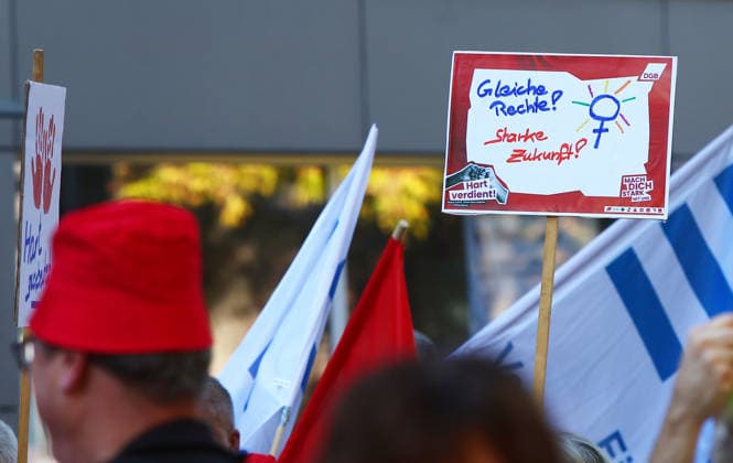 September 26, 2026, Nuremberg, Bayern, Germany: Demonstration against the labor reform in Nuremberg , Bayern , Germany . September 26th, 2026 Nuremberg Germany  - ZUMAe140 20260926_zip_e140_019 Copyright: xDavidexEliasx