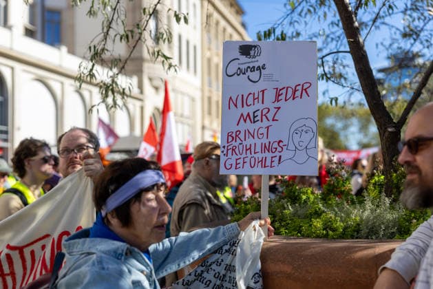 Protest Against Cuts to Social Services, Erfurt, September 26, 2026: In Erfurt, Thuringia, several thousand people protested against the government s plans to dismantle the welfare state. Among them were employees from the nursing, healthcare, and social services sectors. 26092026_ppb-37