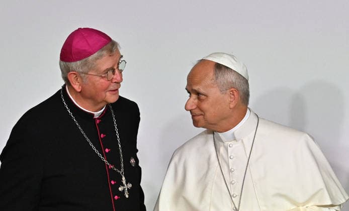 POPE LEO XIV MEETS SYNODAL ASSEMBLY, CATECHUMENS AND NEOPHYTES IN PARIS France, Paris, Vatican, 2026 9 26 Pope Leo XIV meets with members of the Provincial Synodal Assembly, Catechumens and Neophytes at the Catholic Institute of Paris during his apostolic journey to France. EDITORIAL USE ONLY - NO BOOKS Copyright: xALESSIAxGIULIANI xCatholicxPressxPhotox