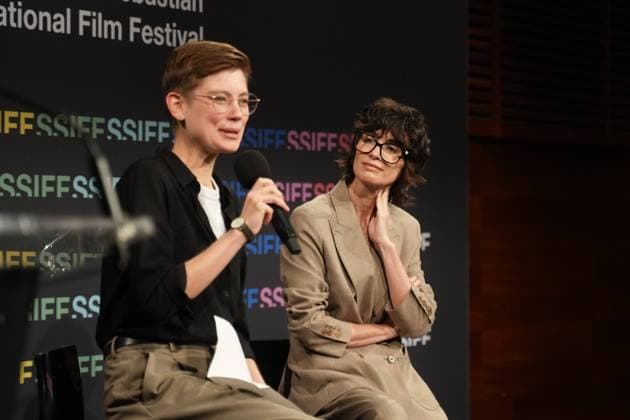 Paz Vega presents the Feroz Zinemaldia award to the film El Debut at the San Sebastian Film Festival, Saturday, September 26, 2026 Cordon Press 