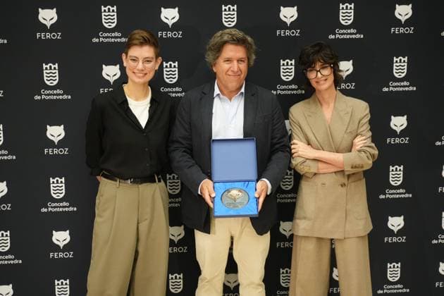 Paz Vega presents the Feroz Zinemaldia award to the film El Debut at the San Sebastian Film Festival, Saturday, September 26, 2026 Cordon Press 