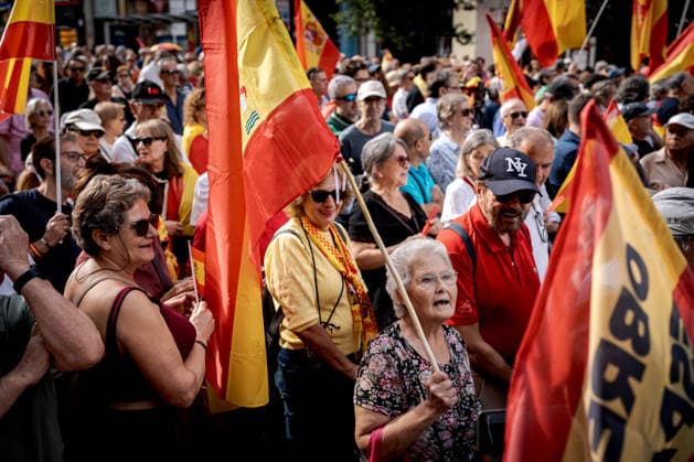 Protest in central Madrid against Prime Minister Pedro Sanchez MADRID, SPAIN - SEPTEMBER 26: Thousands of people march through central Madrid calling for the resignation of Spanish Prime Minister Pedro Sanchez and demanding an early general election, while protesting the government’s handling of the ongoing migration crisis in Ceuta, Spain, on September 26, 2026. Diego Radames Anadolu Madrid Spain. Editorial use only. Please get in touch for any other usage.  Copyright: x2026xAnadoluxDiegoxRadamesx