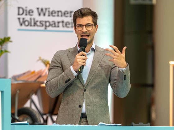 September 26, 2026 ÖVP Future Congress 011 Lorenz Mayer, ÖVP Member of the Vienna State Parliament and City Council, on September 26, 2026, at the Vienna People s Party s Future Congress at the Platinum in the UNIQA Tower in Vienna, Vienna, Austria