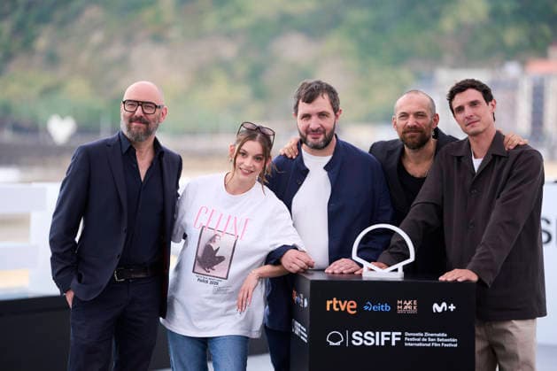 September 26, 2026, Donostia San Sebastian, Euskadi, Spain: Arieh Worthalter, Mara Taquin, MichaoÂ«l R. Roskam, Karim Leklou, Julien Frison attended Le Faux Soir Photocall during 74th San Sebastian International Film Festival at Kursaal Palace on September 26, 2026 in Donostia San Sebastian, Spain Donostia San Sebastian Spain - ZUMAg15_ 20260926_zaf_g15_033 Copyright: xJackxAbuinx
